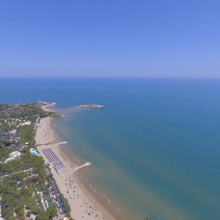 Villaggio Baia Dei Lombardi Holiday park *